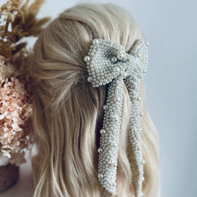 Load image into Gallery viewer, Perla Bow