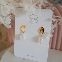 Load image into Gallery viewer, Isabel Earrings
