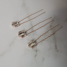 Load image into Gallery viewer, Dorothy Pins