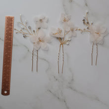 Load image into Gallery viewer, Carrie Pins