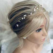 Load image into Gallery viewer, Paisley Vine