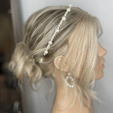 Load image into Gallery viewer, Louise Headband
