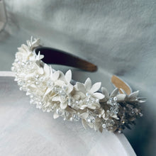 Load image into Gallery viewer, Fleur Headband

