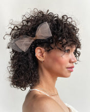 Load image into Gallery viewer, Silk Tulle Bow Comb
